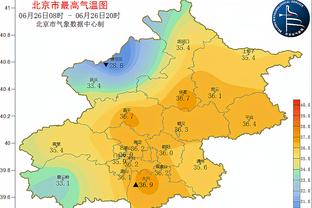 裁判吹响比赛结束哨声前10秒钟的克罗斯